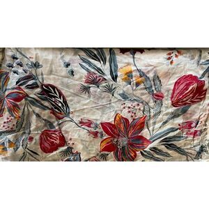 Nardi & Tagliaferri Dressy Bohochic White Floral Business Scarf/Wrap 31" x 73"